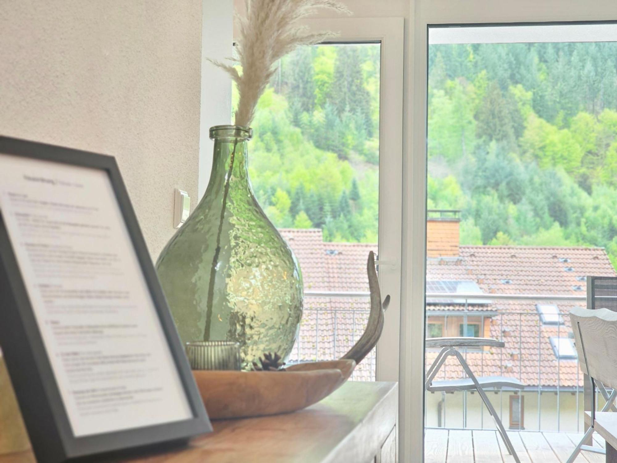 Black Forest I Sauna Auf Dem Balkon I Boxspring I Nespresso I Ausblick I Wasserfaelle Im Ort